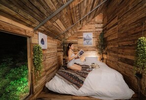 Minibar, wifi gratis y ropa de cama 