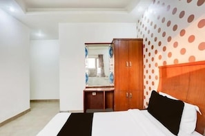 Free WiFi - LE ALFANSO BY AZAD RAM (New Delhi)