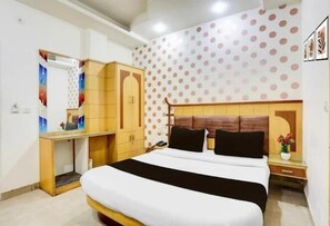 Free WiFi - LE ALFANSO BY AZAD RAM (NEW DELHI)