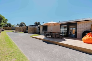 Outdoor dining - Within Range! (Tauranga)