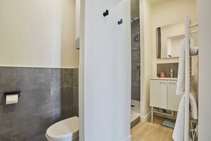 Shower, hair dryer