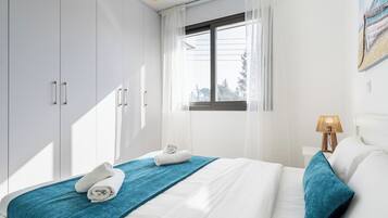 Huoneisto, 1 parisänky ja vuodesohva, keittiö, kaupunkinäköala | Egyptinpuuvillaiset lakanat, ylelliset vuodevaatteet