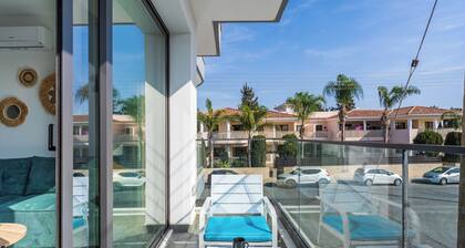 Azoria - Stylish 1-BR Apartment in Kiti