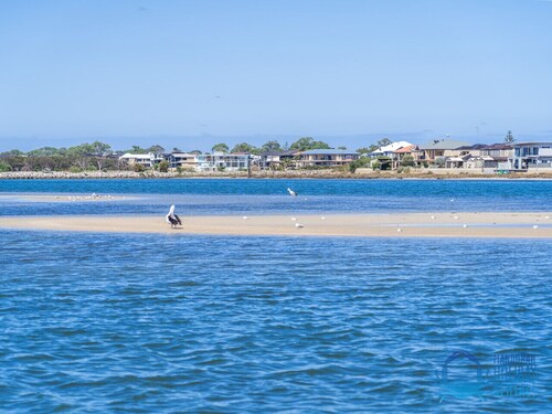 Townside Getaway in Mandurah