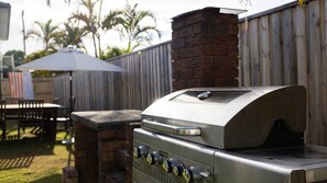 Outdoor dining - 3/45 Beech Street - Coastal comfort in an unbeatable location (Evans Head)