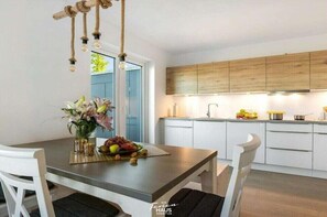 Dining - The Coastal Greeting Comfortable Holiday Residence (Kappeln)