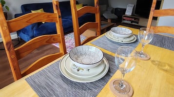 House, 1 Bedroom, Terrace, Garden View | Dining room