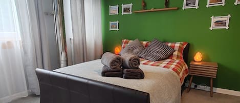 Hus, 1 soverom, terrasse, hageutsikt | 1 soverom