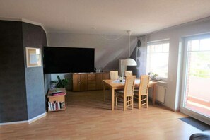 Dining - Amanda 1 Comfortable holiday residence (Bad Zwischenahn)