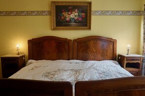3 bedrooms, iron/ironing board, free WiFi, bed sheets - "Altes Winzerhaus" Comfortable holiday residence (Traben-Trarbach\/Wolf)