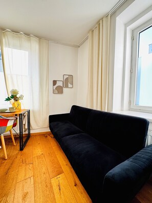 مكواة/لوح كي وواي فاي مجانًا