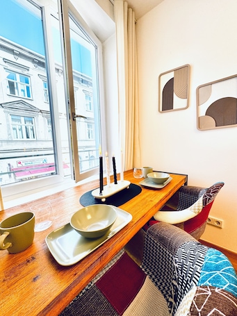 Basic Room | Iron/ironing board, free WiFi. Comfortable Room Near Kaufpark Alterlaa