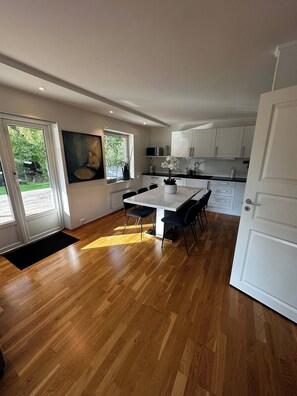 Apartment, 2 Bedrooms, Patio, Garden View | Dining - Bright Apartment With Patio and Garden (Kristiansand)