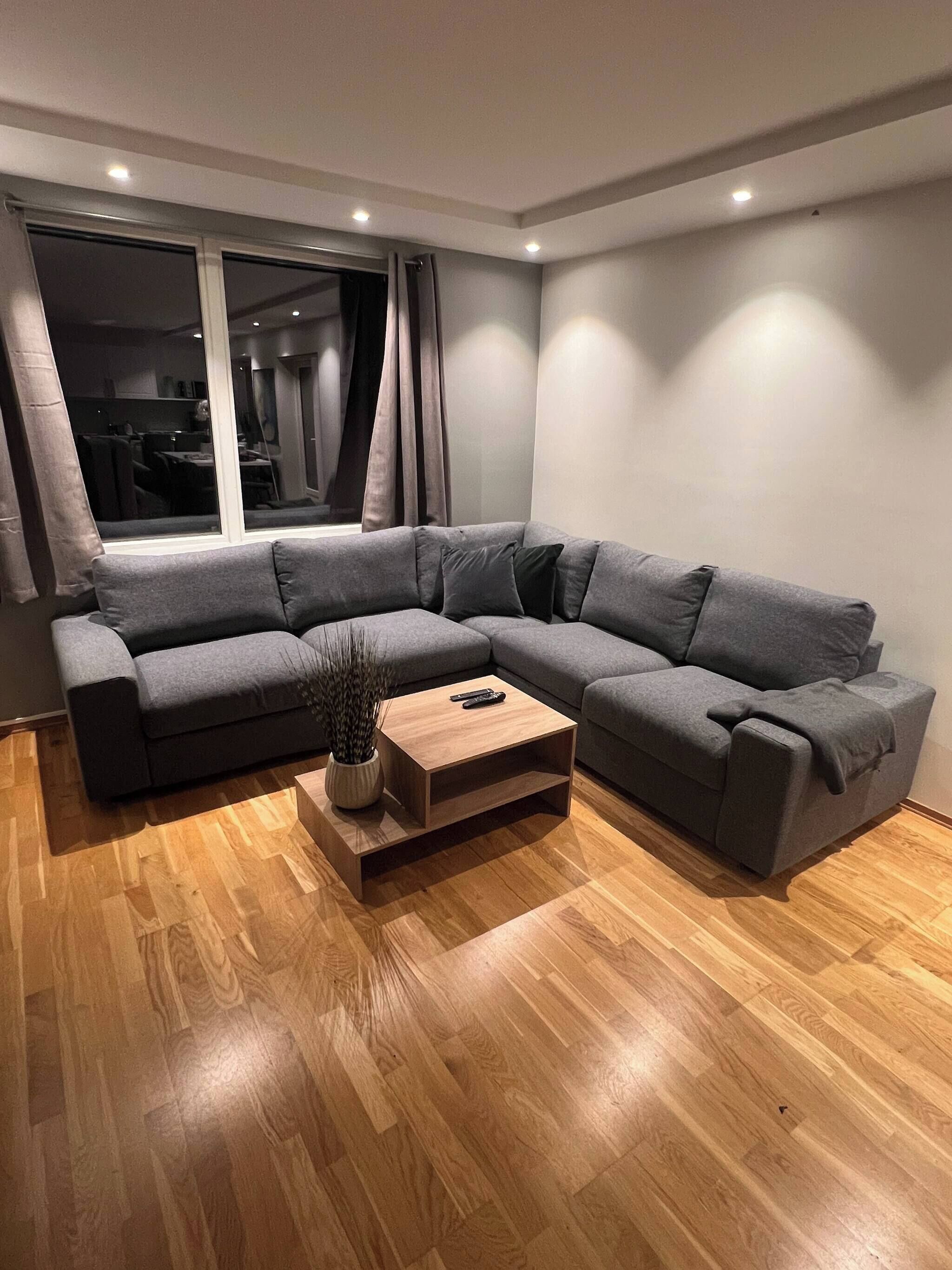 Apartment, 2 Bedrooms, Patio, Garden View | Living room