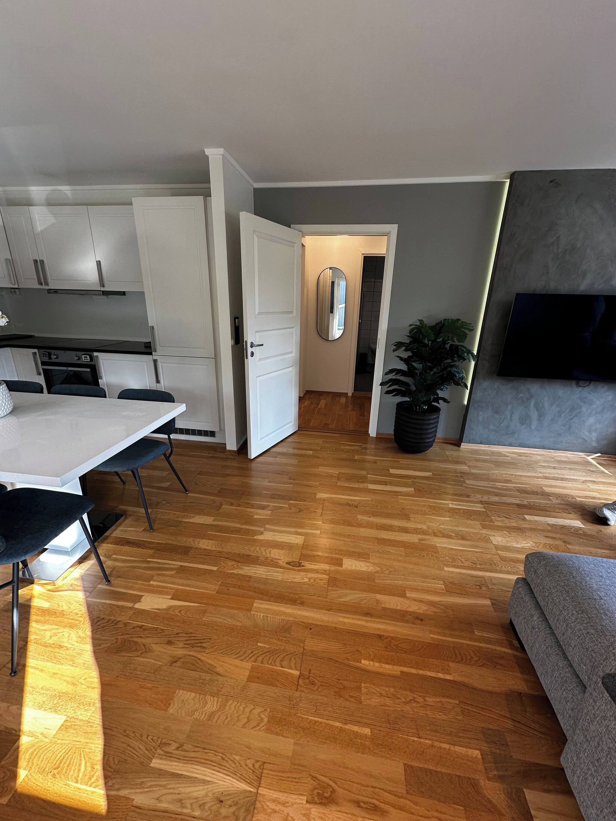 المنشأة من الداخل