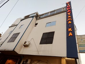 Exterior detail - Hotel Midway Madhepura (Madhepura)