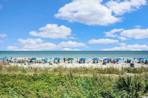 Beach nearby - Bluewater Resort V103 (Myrtle Beach)