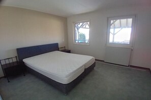 3 slaapkamers, reisbedje, gratis wifi