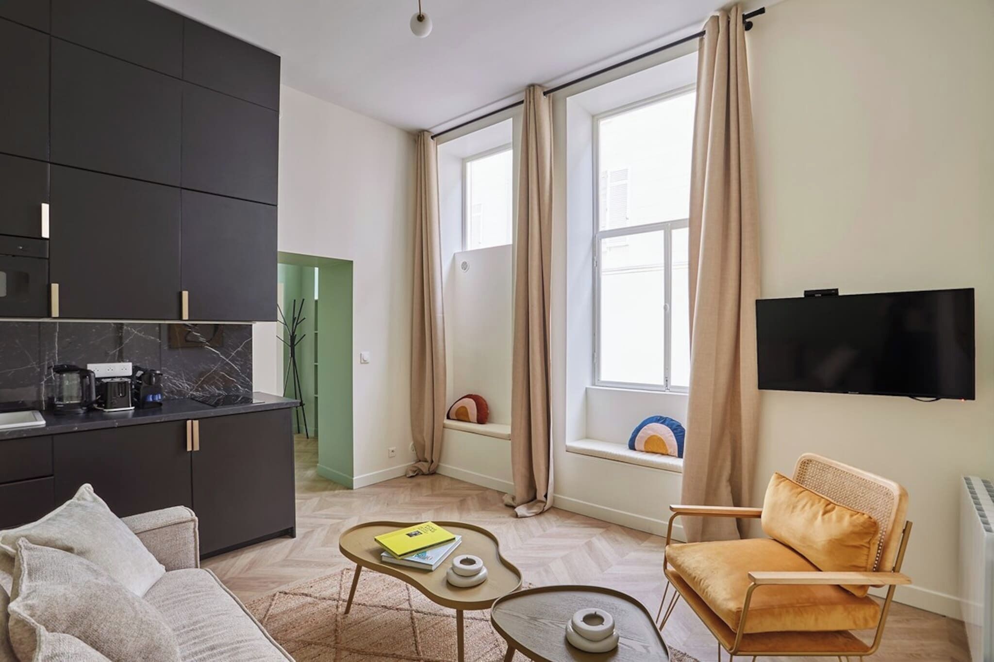 TV connectée, espaces bureaux