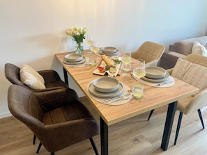 Dining - Come & Stay near Berlin (Falkensee)
