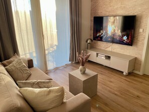 TV - Come & Stay near Berlin (Falkensee)