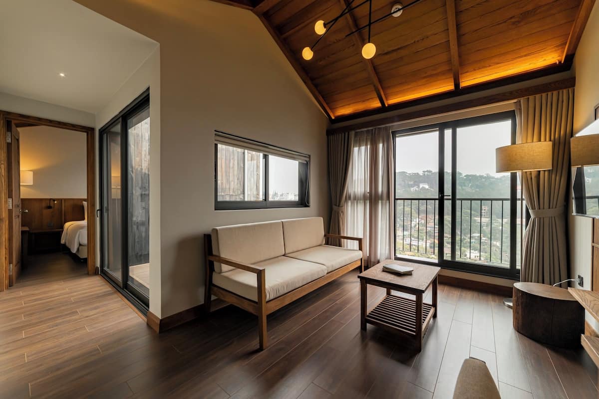 Luxury Suite, Balcony, Valley View | In-room safe, blackout drapes, soundproofing, iron/ironing board