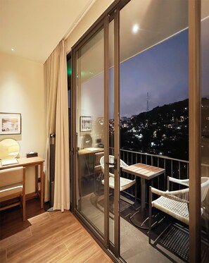 Comfort Double Room, Balcony, Valley View | Balcony - HLS Dalat Lodge (Da Lat)