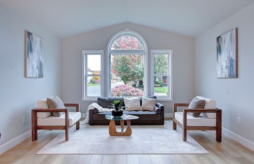 Charming 3-bedroom house all new in a Premium tranquil Vancouver / Salmon Creek