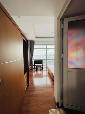 City view - Victory Tower (Quan Bay)