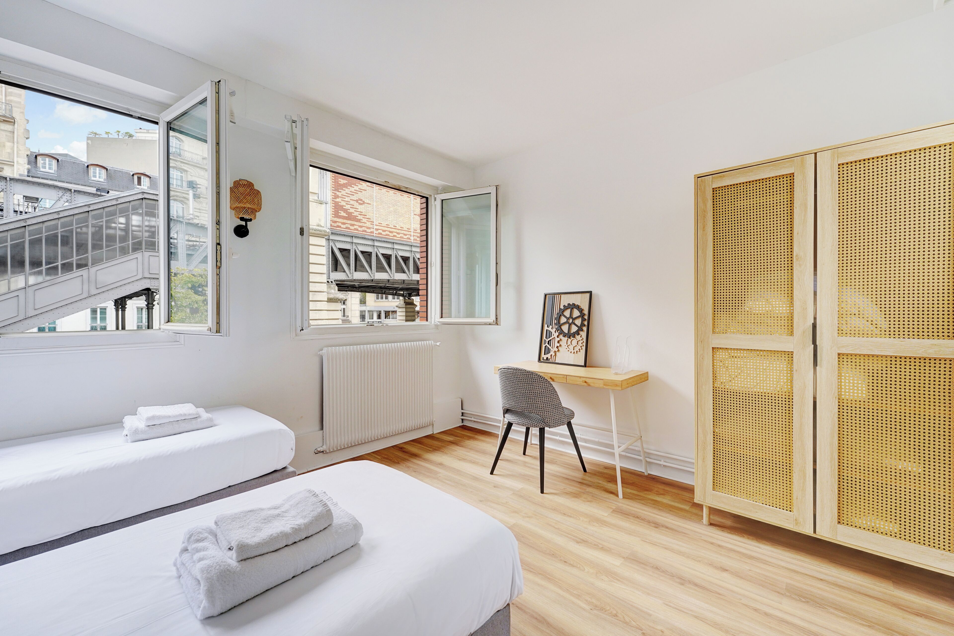 Bügeleisen/Bügelbrett, Internetzugang, Bettwäsche