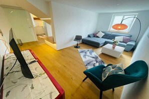 Living area - Holiday apartment with 3 bedrooms (Wolfurt)
