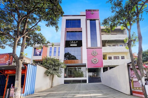 Collection O Shendra Midc Aurangabad