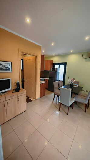 Interior - Two Bedroom Garden Home -Suli Residences (Kefalonia)