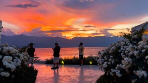 Property grounds - Dali Mountain and Lake View Hotel (Dali)