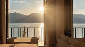 Suíte panorâmica, vista para o mar | Vista do quarto