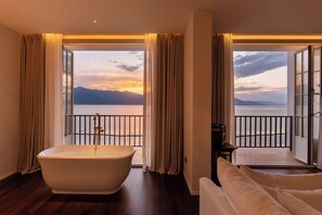 Panoramic Suite, Sea View | View from room - Dali Mountain and Lake View Hotel (Dali)