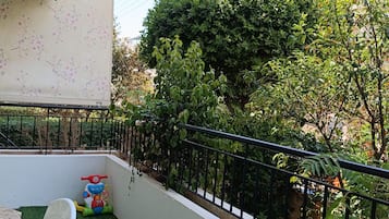Appartement Classique, 3 chambres, vue cour intérieure | Terrasse/Patio