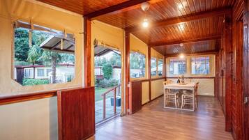 Chalet, 1 Schlafzimmer, Nichtraucher, Kochnische | Terrasse/Patio