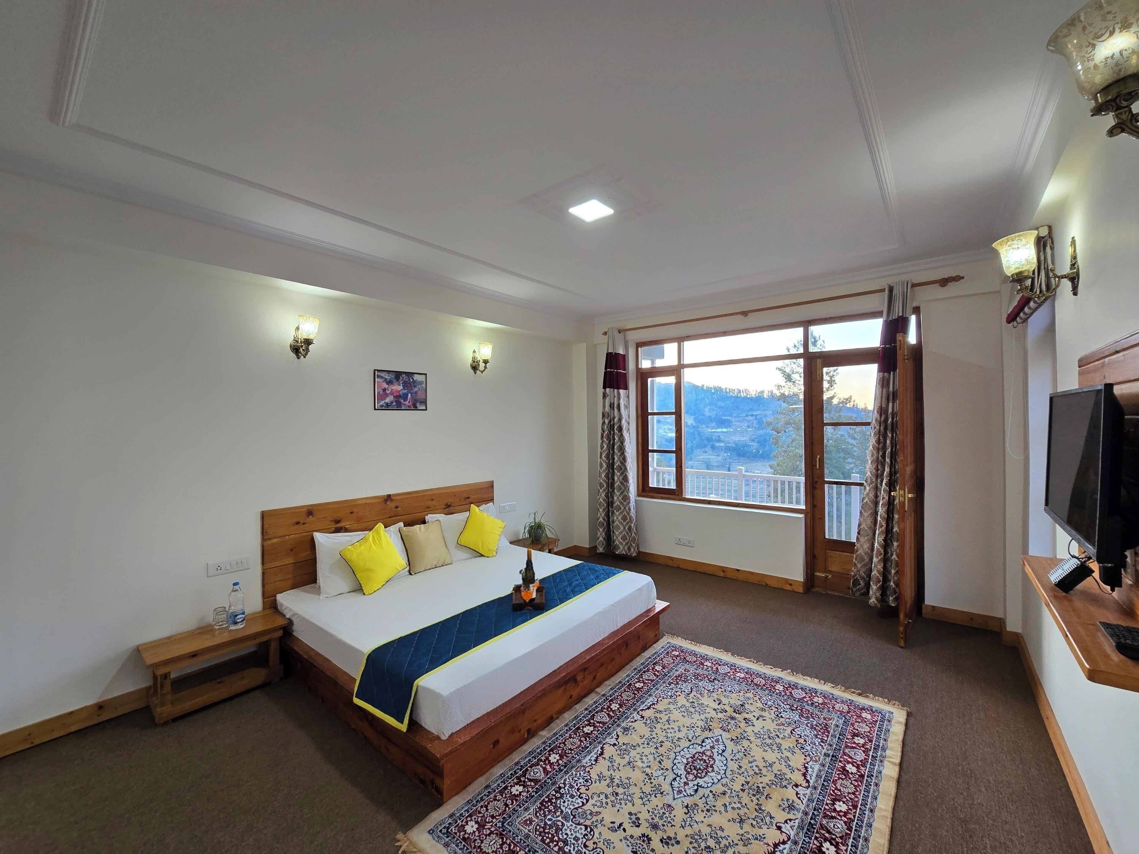 家庭套房 | 書桌、免費無線上網