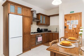 Apartment, 2 Schlafzimmer, Nichtraucher, Küche | Eigene Küche