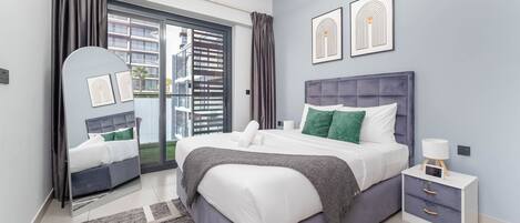 2 dormitoris, caixa forta a l'habitació i planxa i posts de planxar