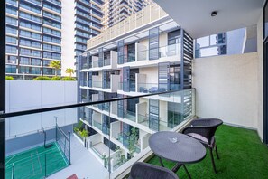 Property grounds - Easy Access to Community Parks & Green Spaces,15 minutes drive to Miracle Garden – Rigel, JVC (Dubai)