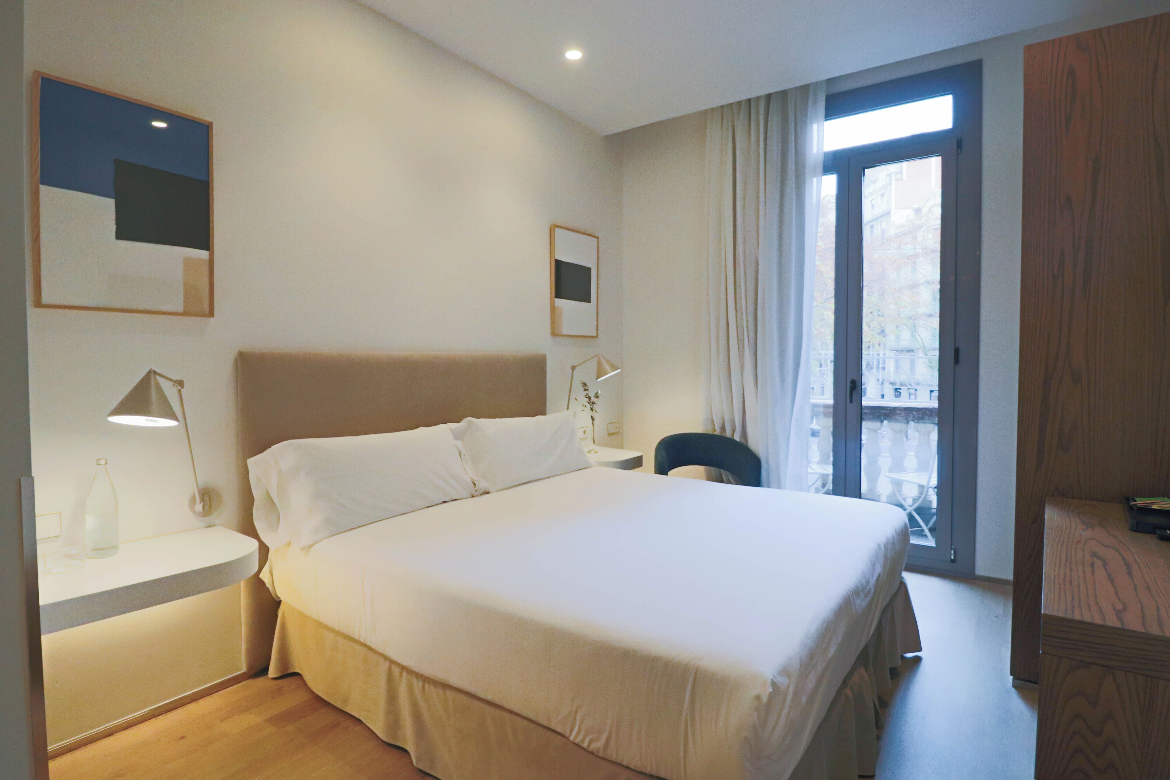 Exclusive Double Room (Pausa) | In-room safe, desk, blackout drapes, free WiFi