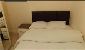Dormitorio compartido, 1 habitación, fumadores | 1 dormitorio