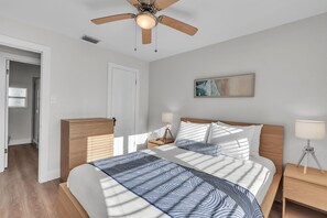 Cabin, 1 Queen Bed with Sofa bed (One-Bedroom Bungalow) - The Bungalows (Treasure Island)