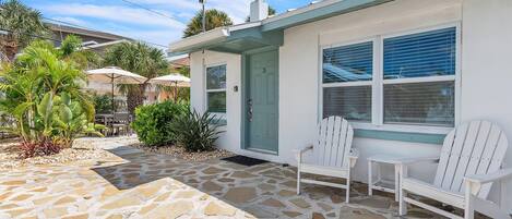 Ferienhütte, 1 Queen-Bett und Schlafsofa (Family Bungalow) | Terrasse/Patio