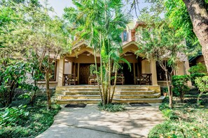 豪華客房, 陽台 | 書桌、筆電工作空間、熨斗/熨衣板、免費無線上網