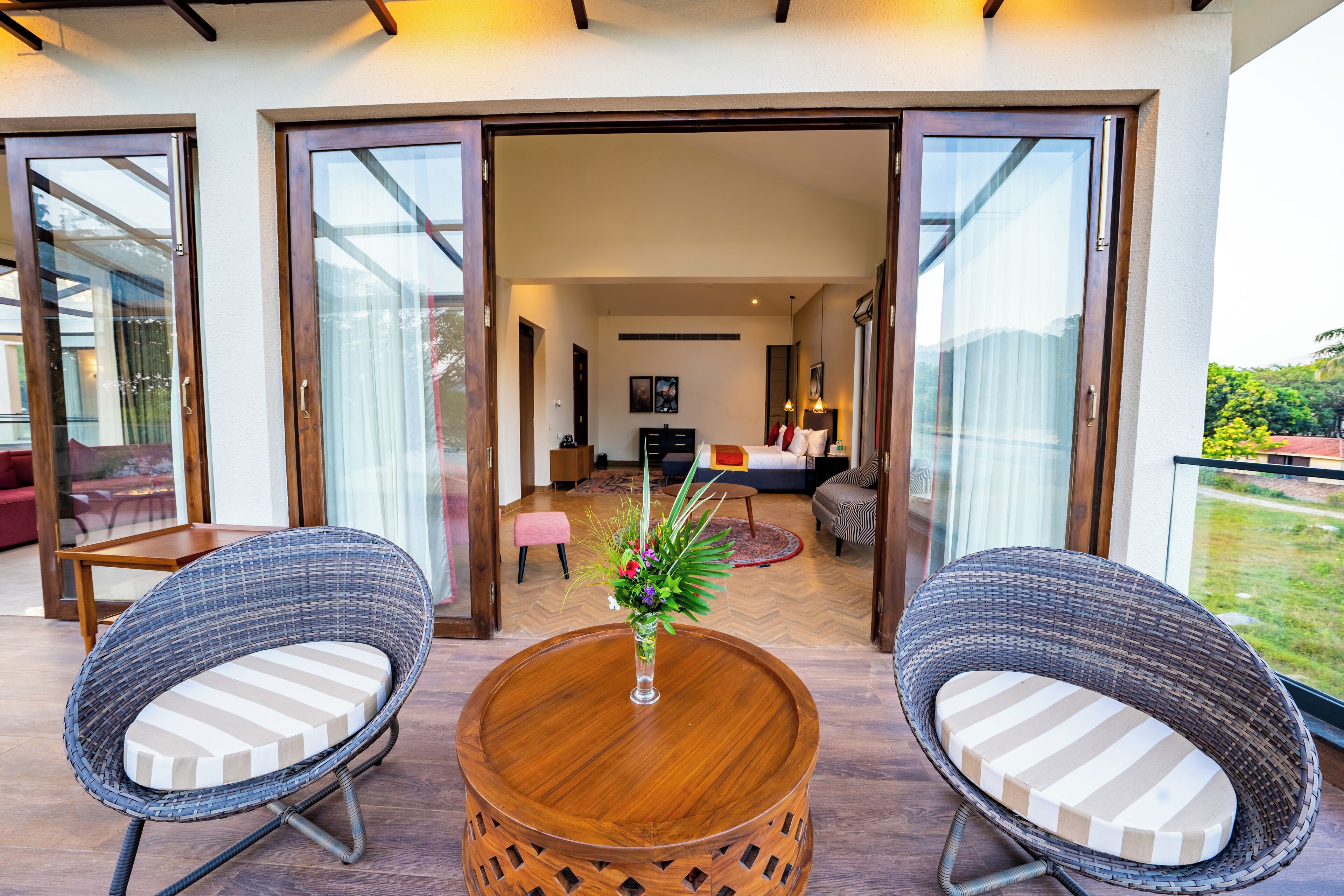 Presidential Suite with River View | Desk, laptop workspace, iron/ironing board, free WiFi