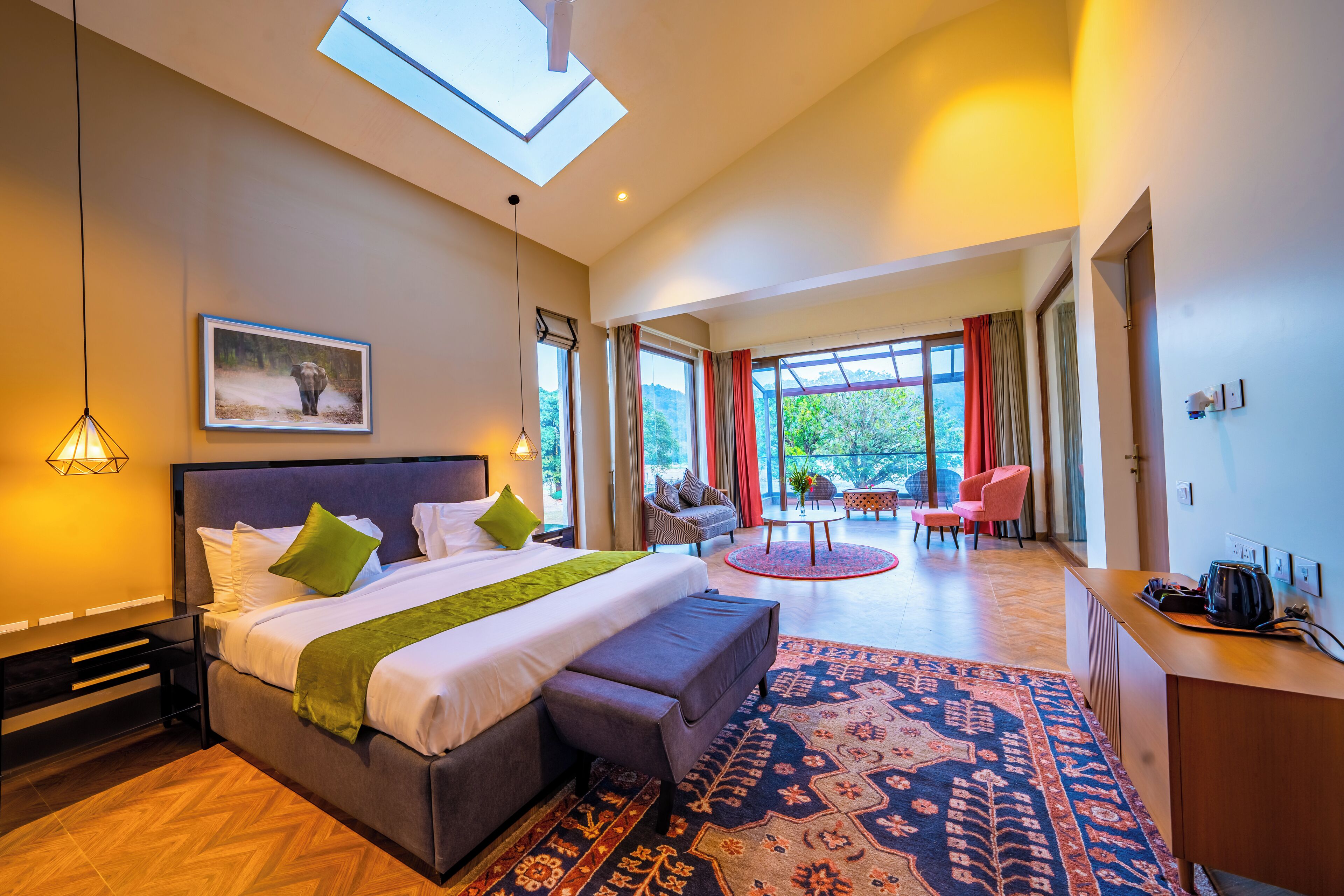 Presidential Suite with River View | Desk, laptop workspace, iron/ironing board, free WiFi