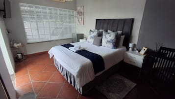 Comfort Double Room, Non Smoking, Courtyard View | Egyptian cotton sheets, premium bedding, individually decorated